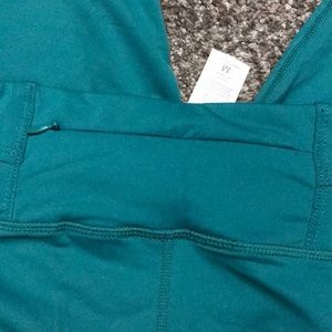Fabletics Pants - Fabletics crop leggings Fabletics Pants - Fabletics crop leggings